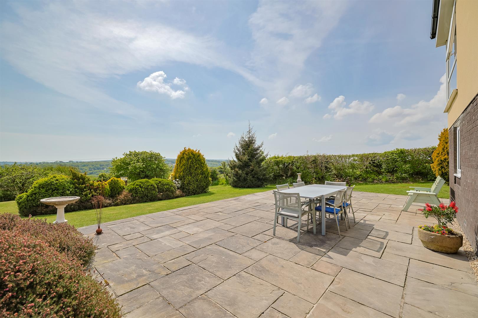 Misty Hills Close, Three Crosses, Swansea, SA4 3JF